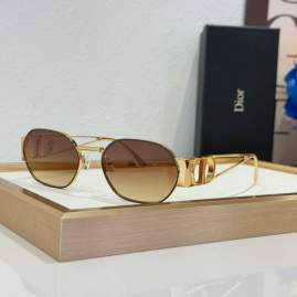 Picture of Dior Sunglasses _SKUfw76250388fw